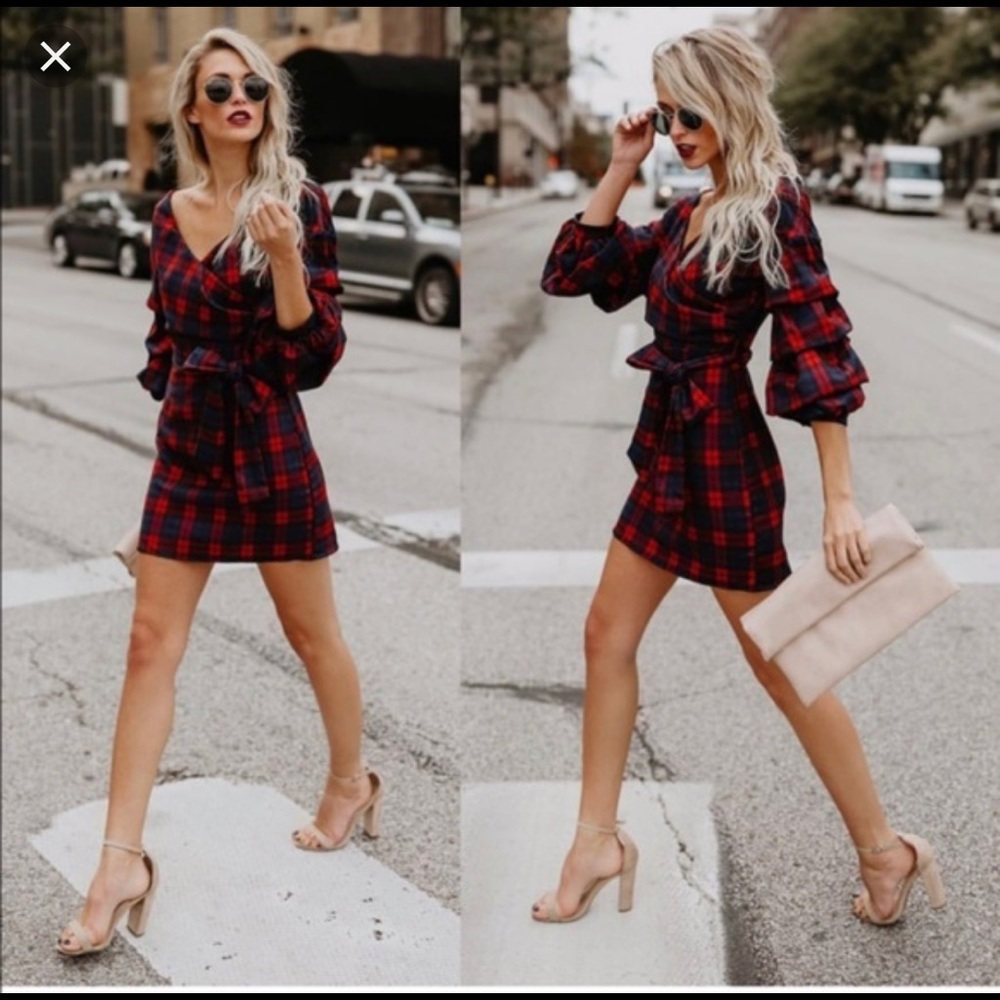 Vici dolls plaid dress. Bnwt medium